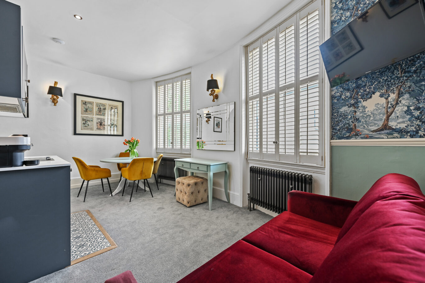 Room 24 – 13 (1)
