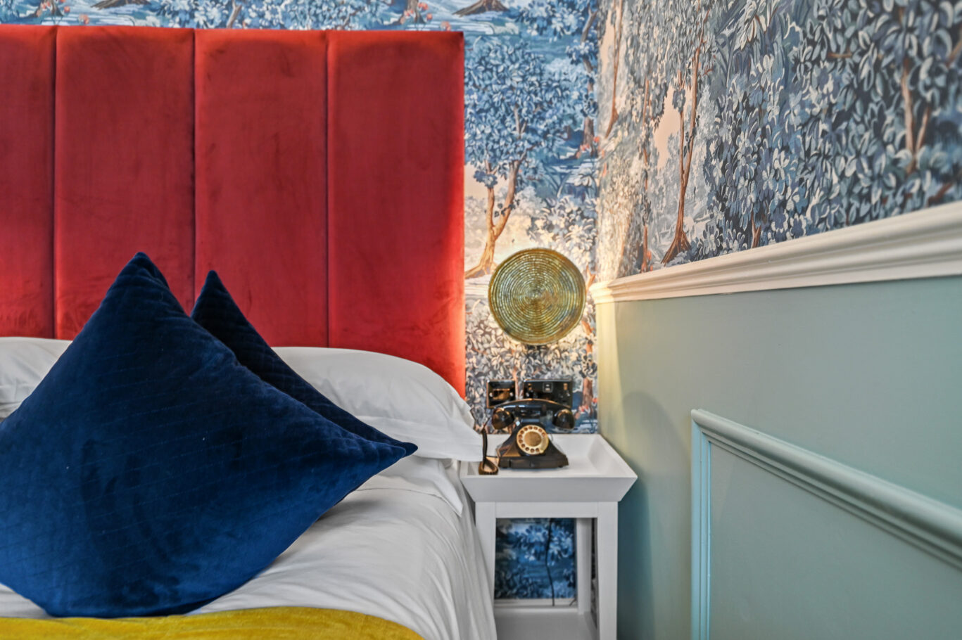 Room 24 – E1 (1)